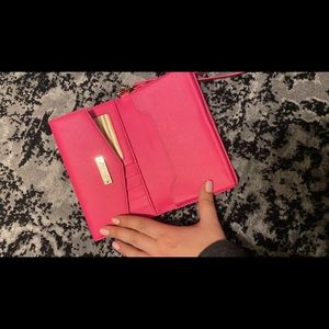 Kate spade wristlet - iPhone wallet